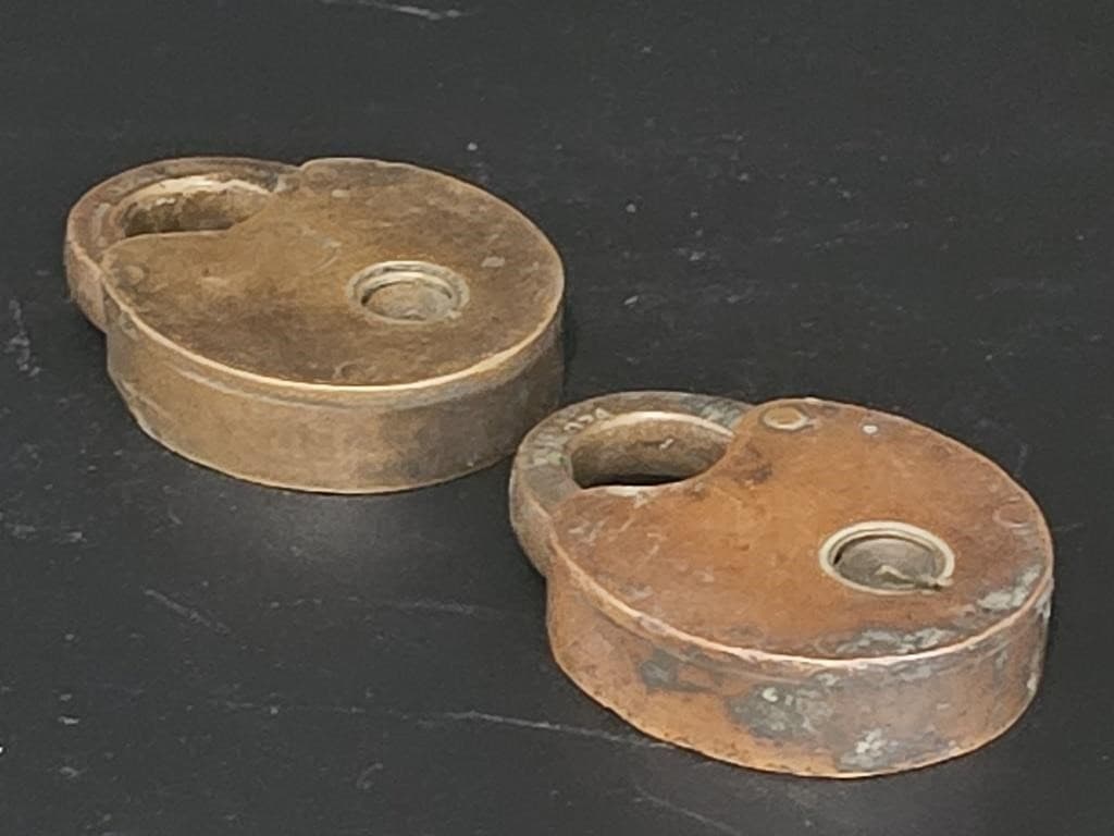 074 Bohannon Brass Padlock, NO KEY - Thumbnail 2