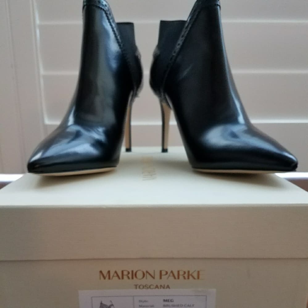 Beautiful Marion Parke "Meg" Booties - Thumbnail 2