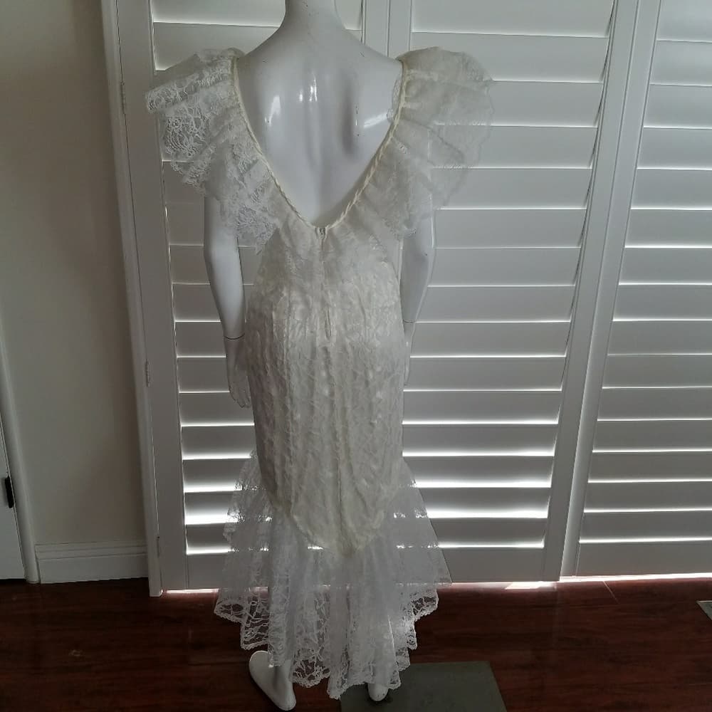 Vintage white lace mermaid dress - Thumbnail 2