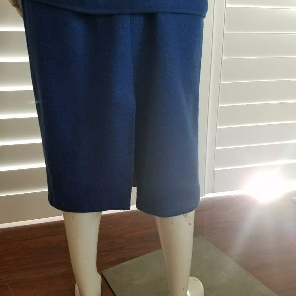 Vintage 100% wool suit in royal blue - Thumbnail 3