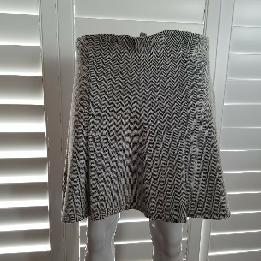 Bisou bisou mini skirt