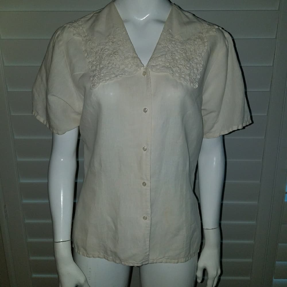 Beautiful vintage blouse