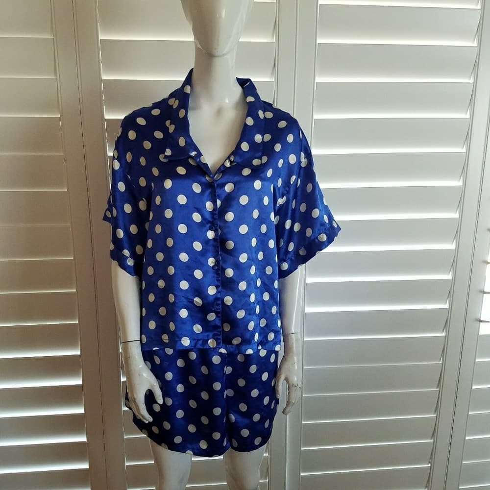Victoria's Secret silky pajama set