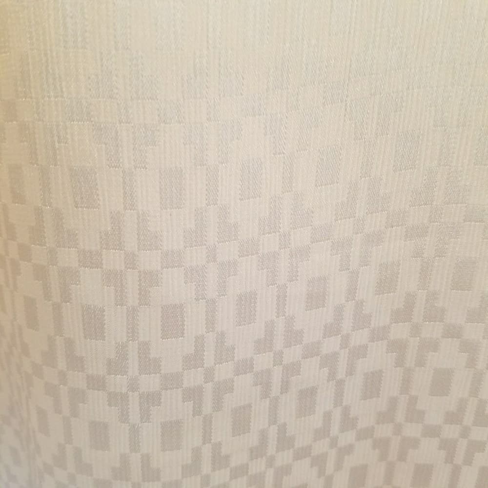 White jacquard blouse with navy trim - Thumbnail 3