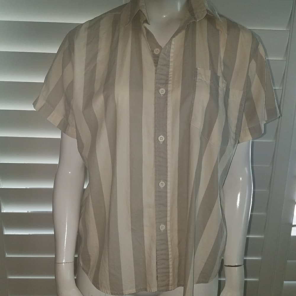 Vintage classic button down shirt