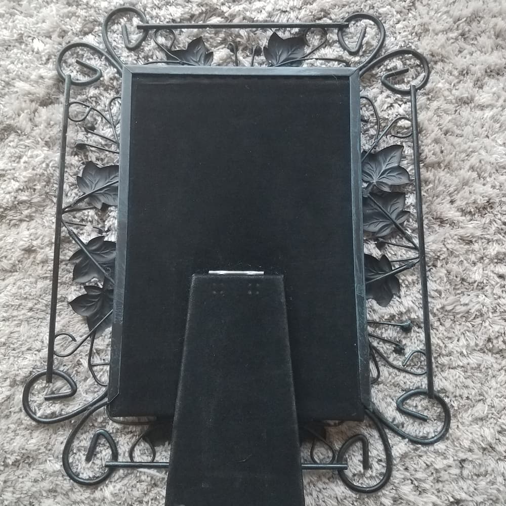 Dennis East metal picture frame - Thumbnail 2