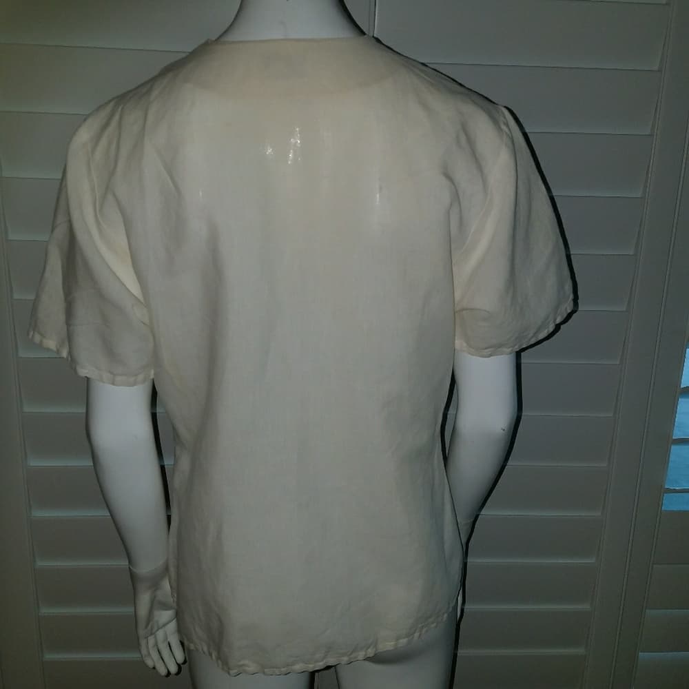 Beautiful vintage blouse - Thumbnail 2