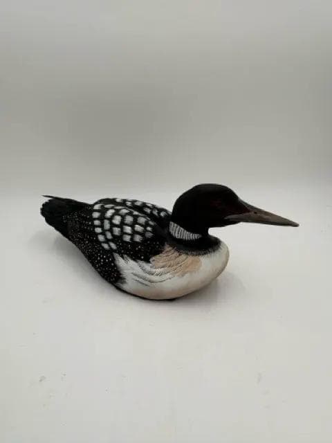 Hand Carved Common Loon by Burns '87 - Thumbnail 2