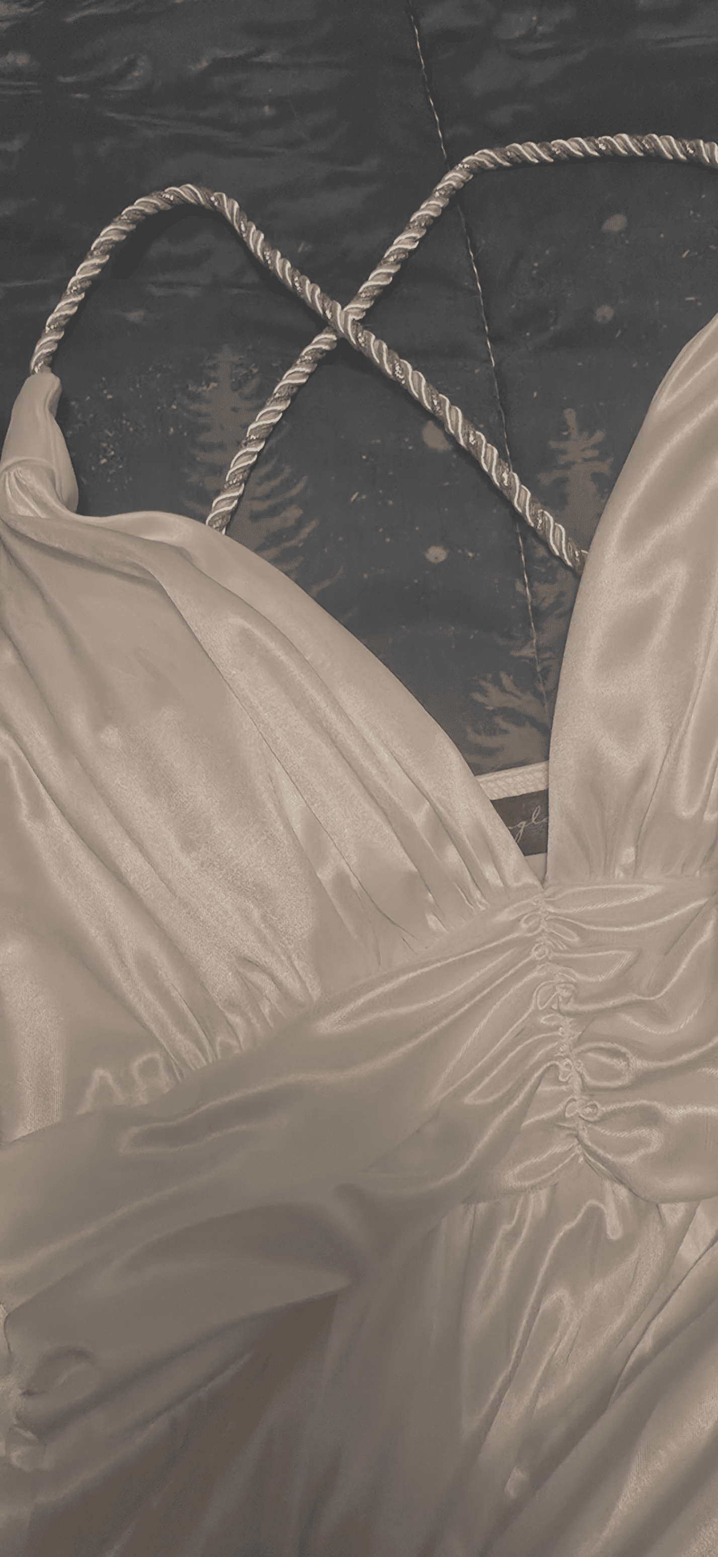 Y2K City Triangles White Satin Dress with Twisted Straps - Thumbnail 3