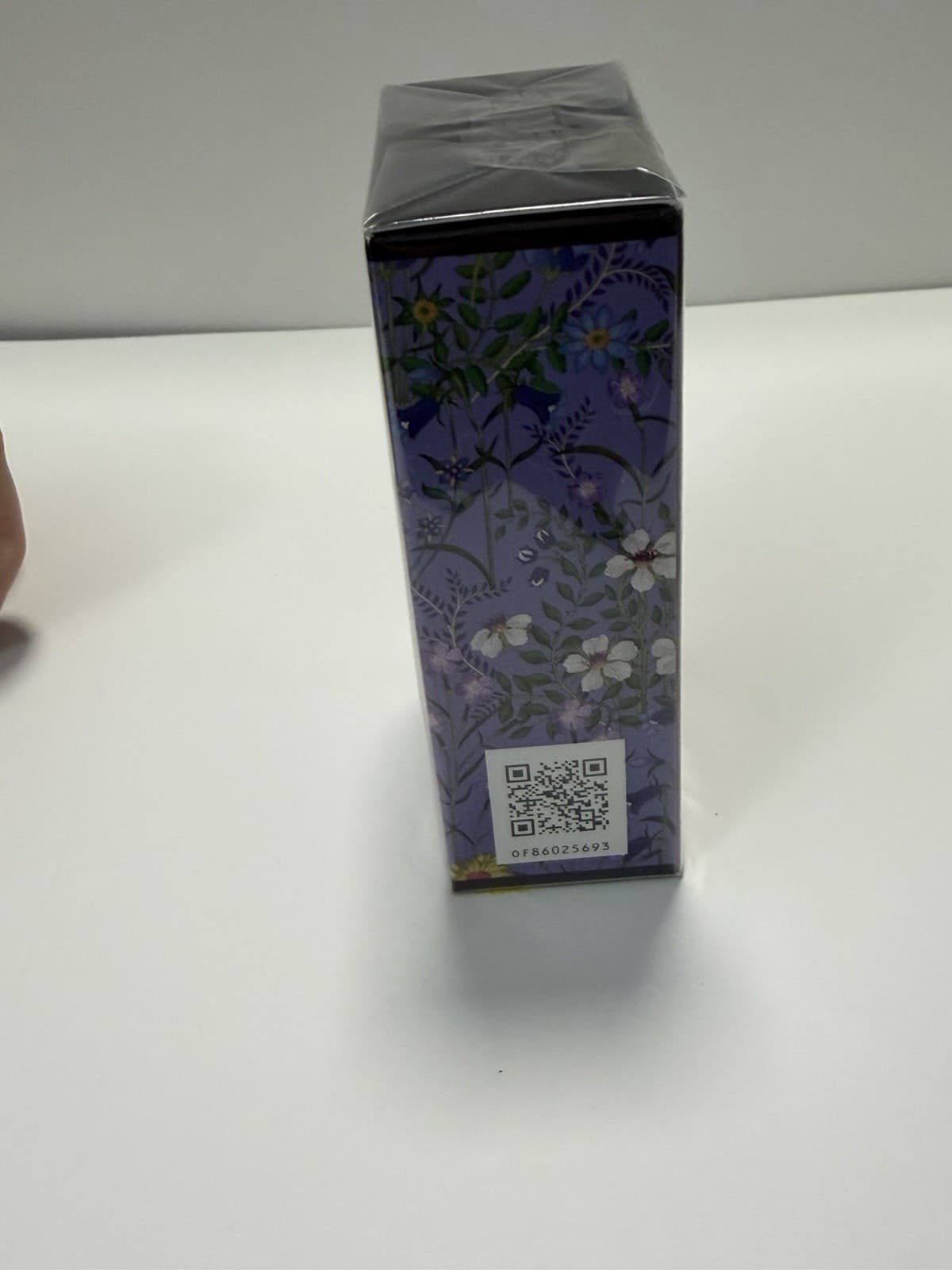 Gucci Flora Gorgeous Magnolia Eau de Parfum Spray 1.0 fl oz Magnolia - Thumbnail 2