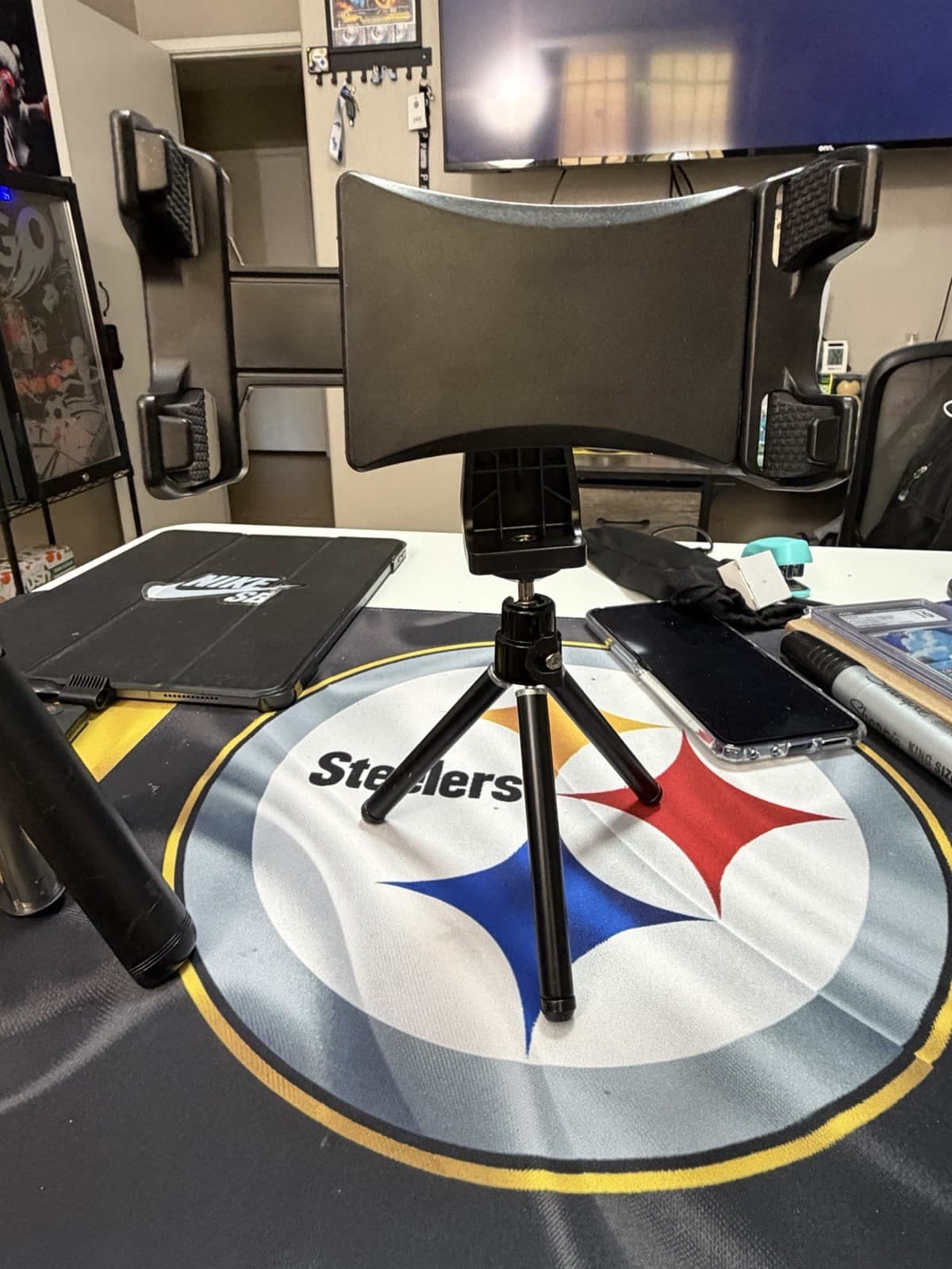 Universal Tablet Stand Holder Mini Tripod Adjustable Foldable, 30$ for both - Thumbnail 2