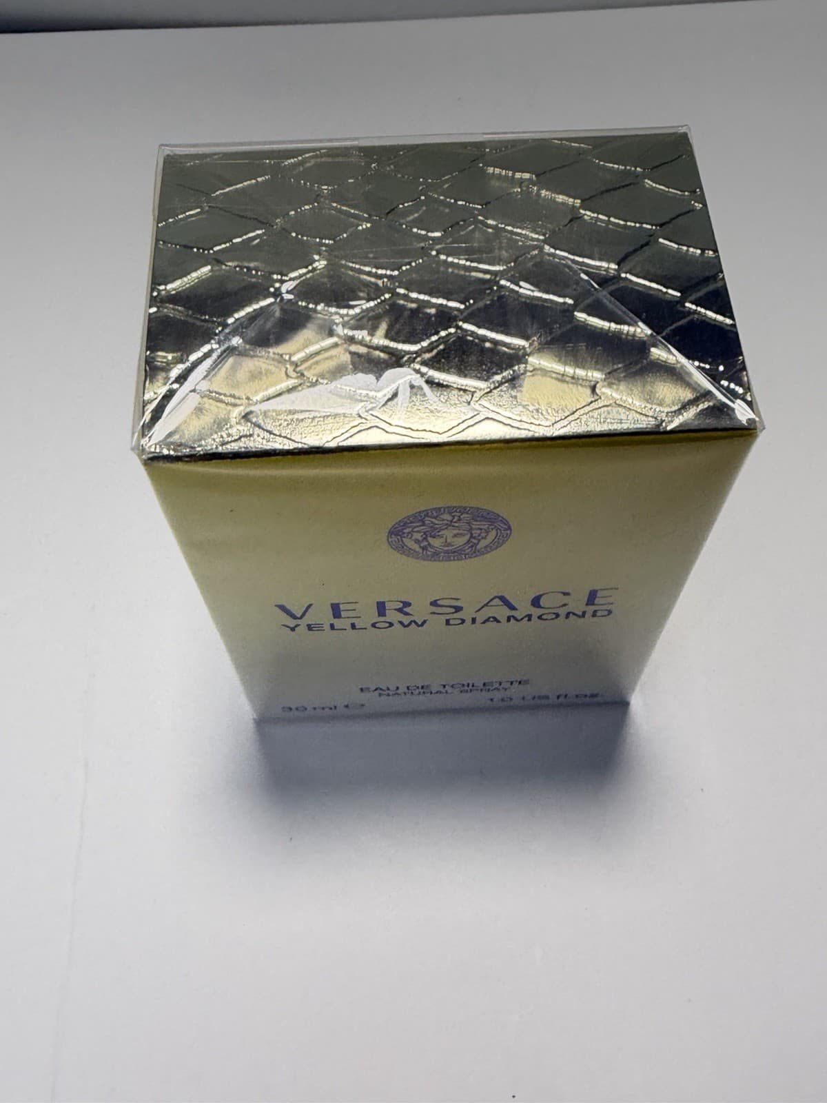 Versace Yellow Diamond Eau de Toilette Spray 1.0 fl oz / 30 mL - Thumbnail 2
