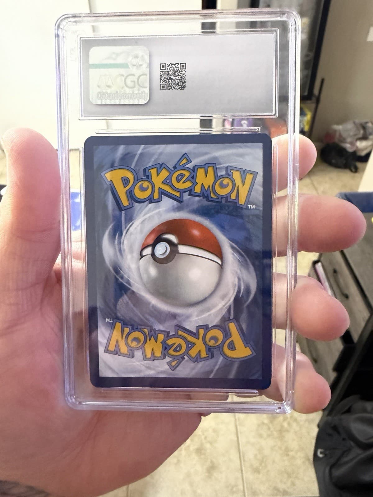 The Pokémon Company Squirtle 001/034 TCG Classic Holo 2023 EN CGC 9 - Thumbnail 2