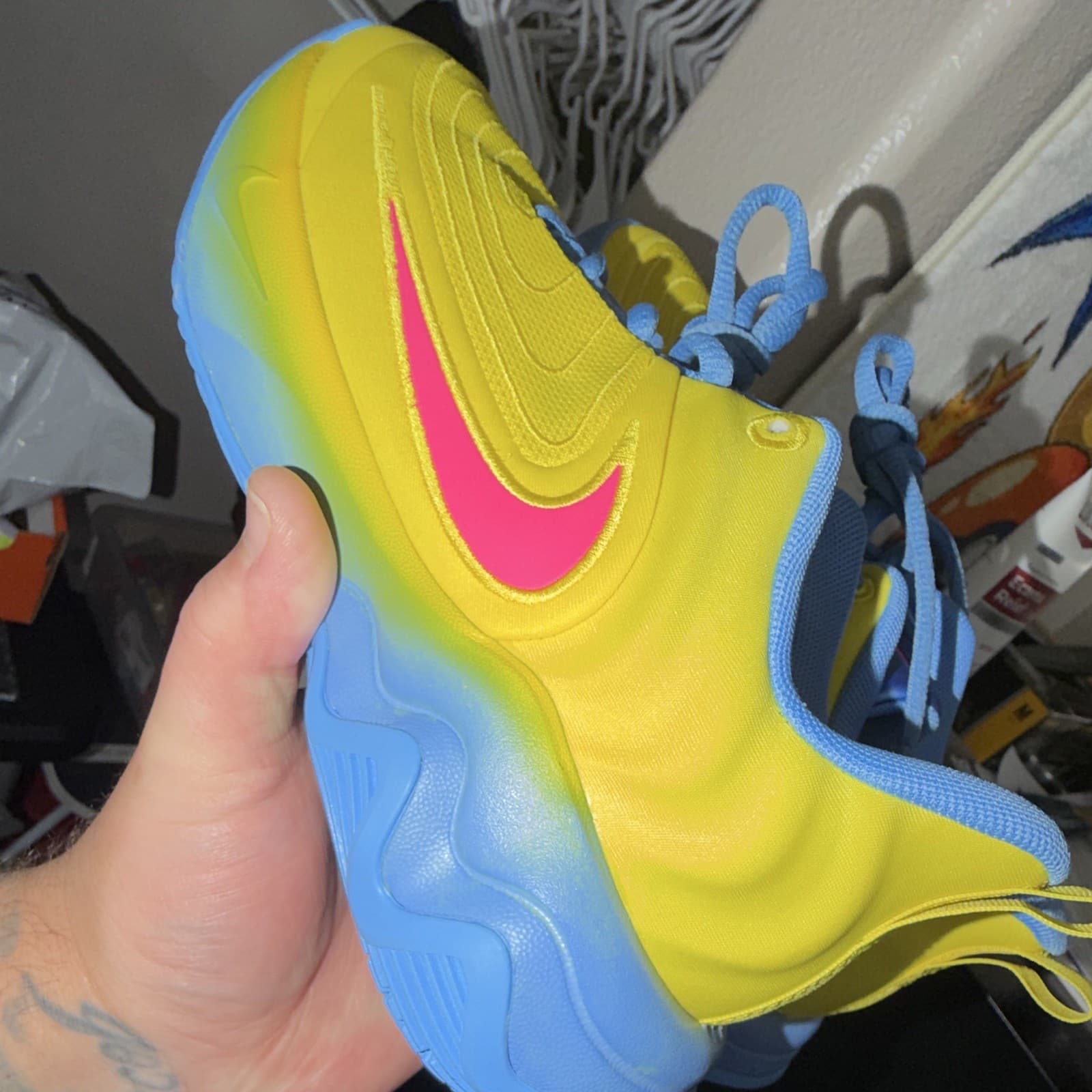 Nike size 4.5 Y - Thumbnail 4