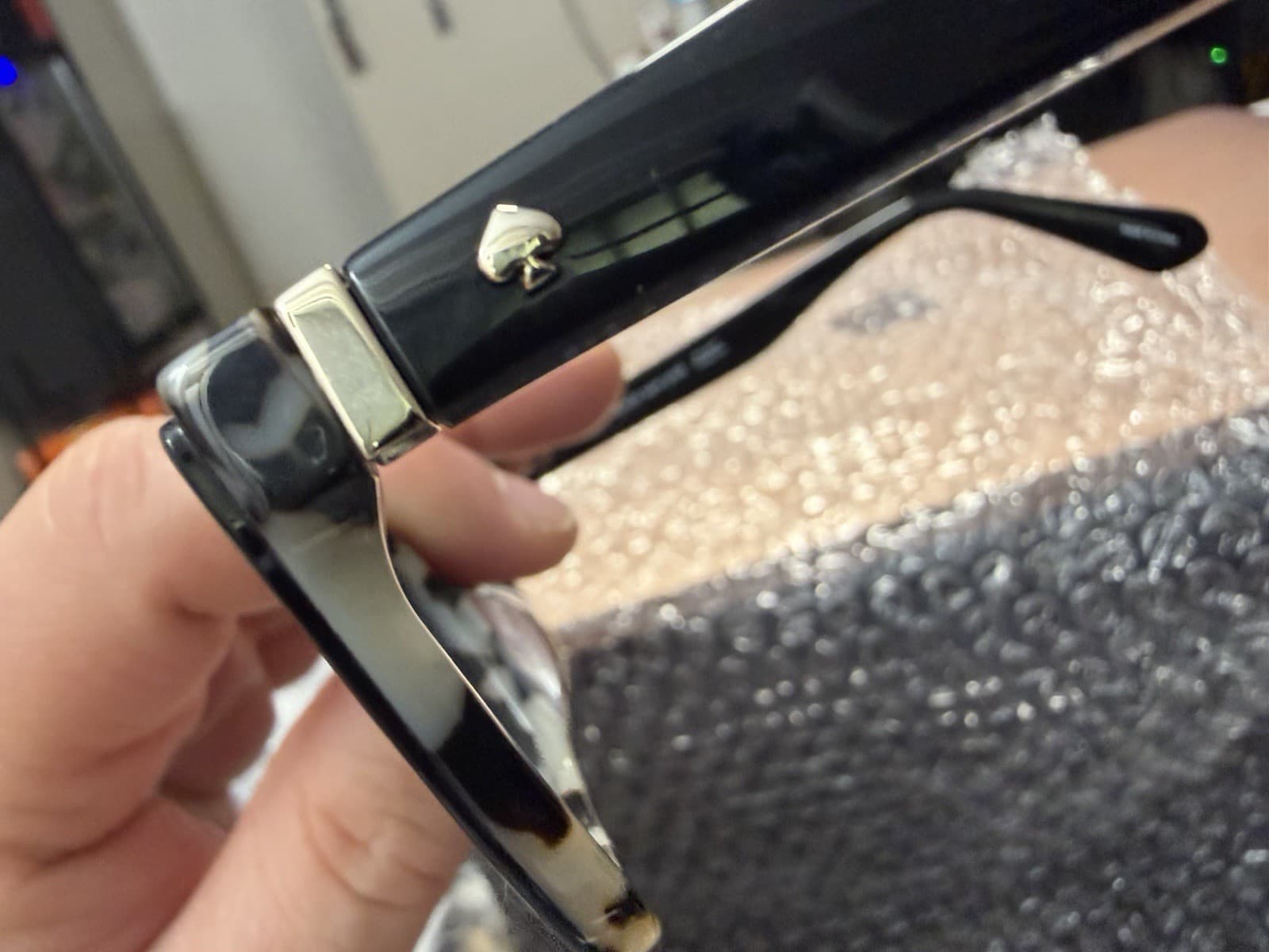 Kate spades Eyeglass Frames 53-17-140 - Thumbnail 2