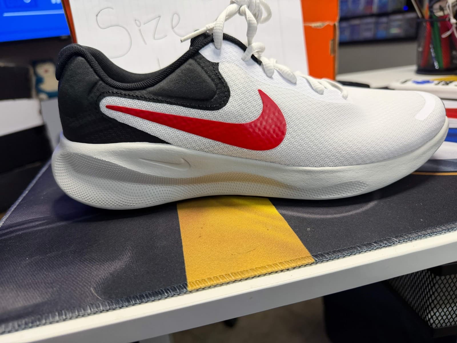 Nike - Thumbnail 2