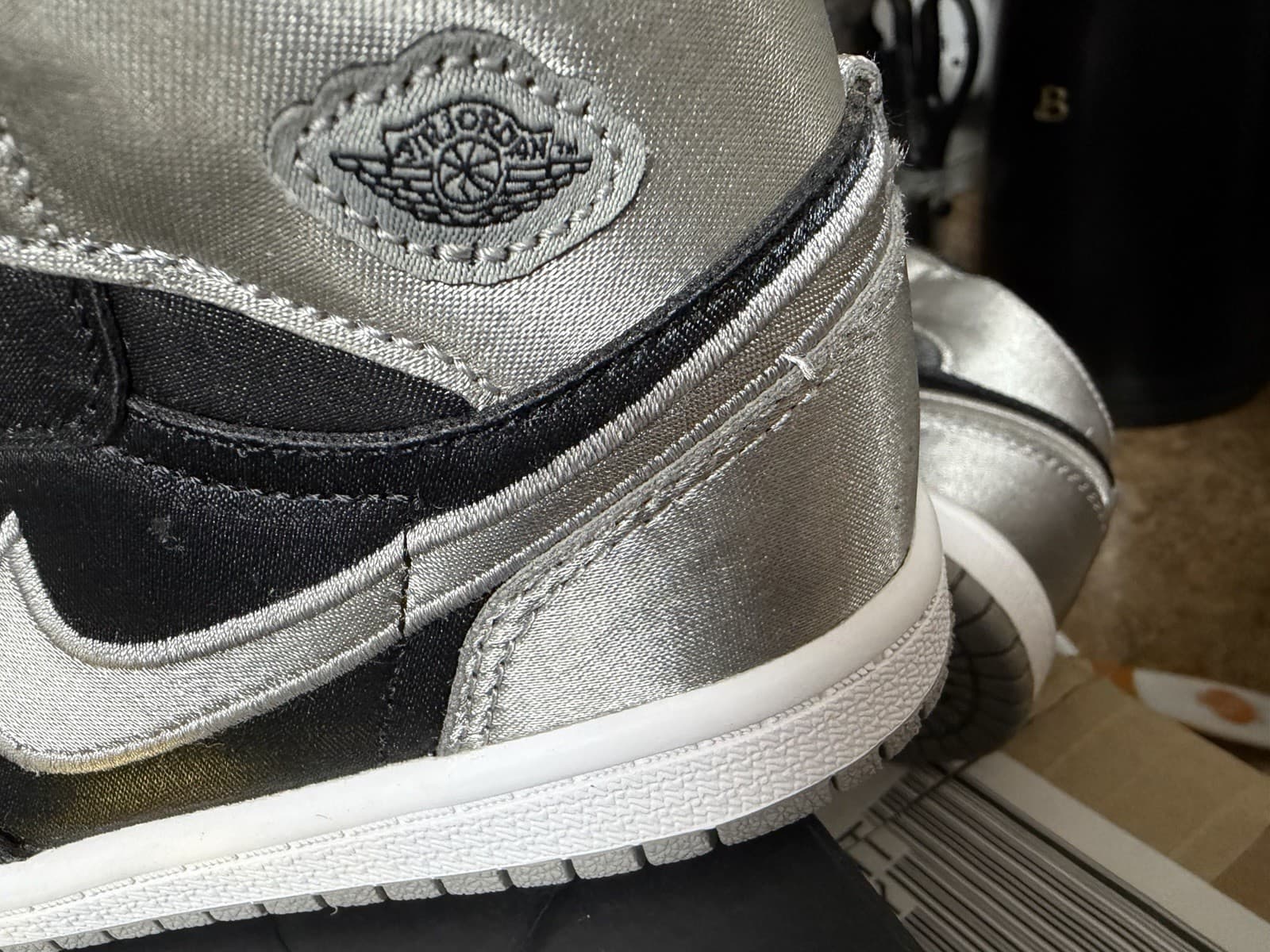 Jordan Air Jordan 1 Boys High Top Sneakers Black Silver White Size 10C - Thumbnail 3