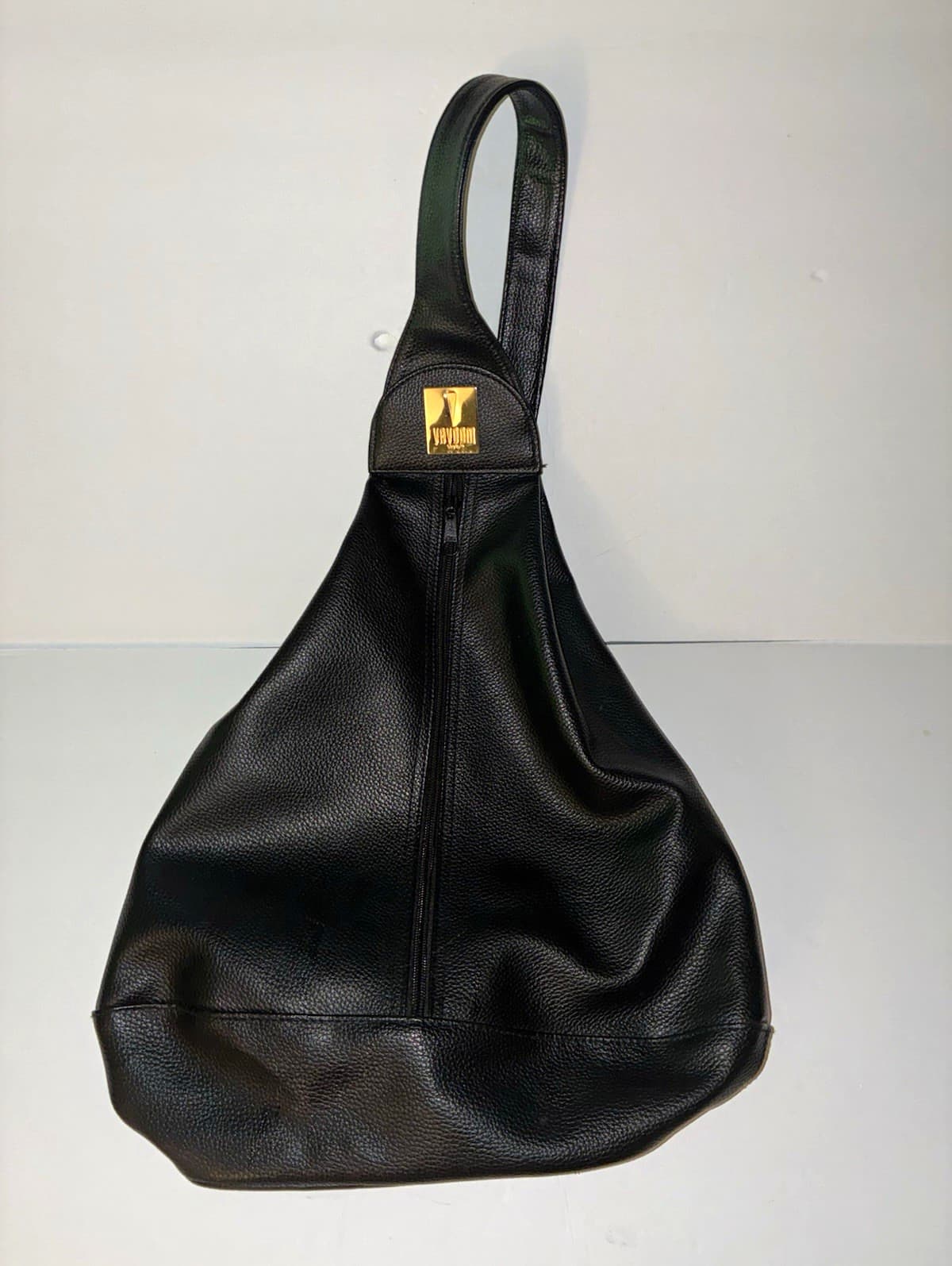 Black Pebbled Sling Bag Purse, Triangle Shape, Shoulder Strap, Zip Closure