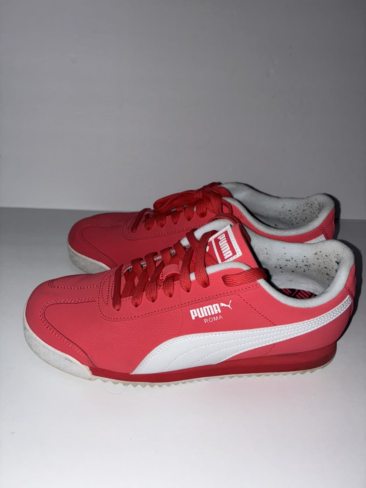 Puma Roma 24 Reversed Red/White Sneakers Women’s size 7.5
