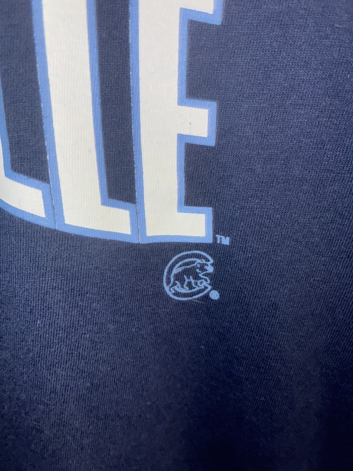 Nike Chicago Cubs T Shirt Adult Size XL Wrigleyville respect our neighborhood - Thumbnail 4