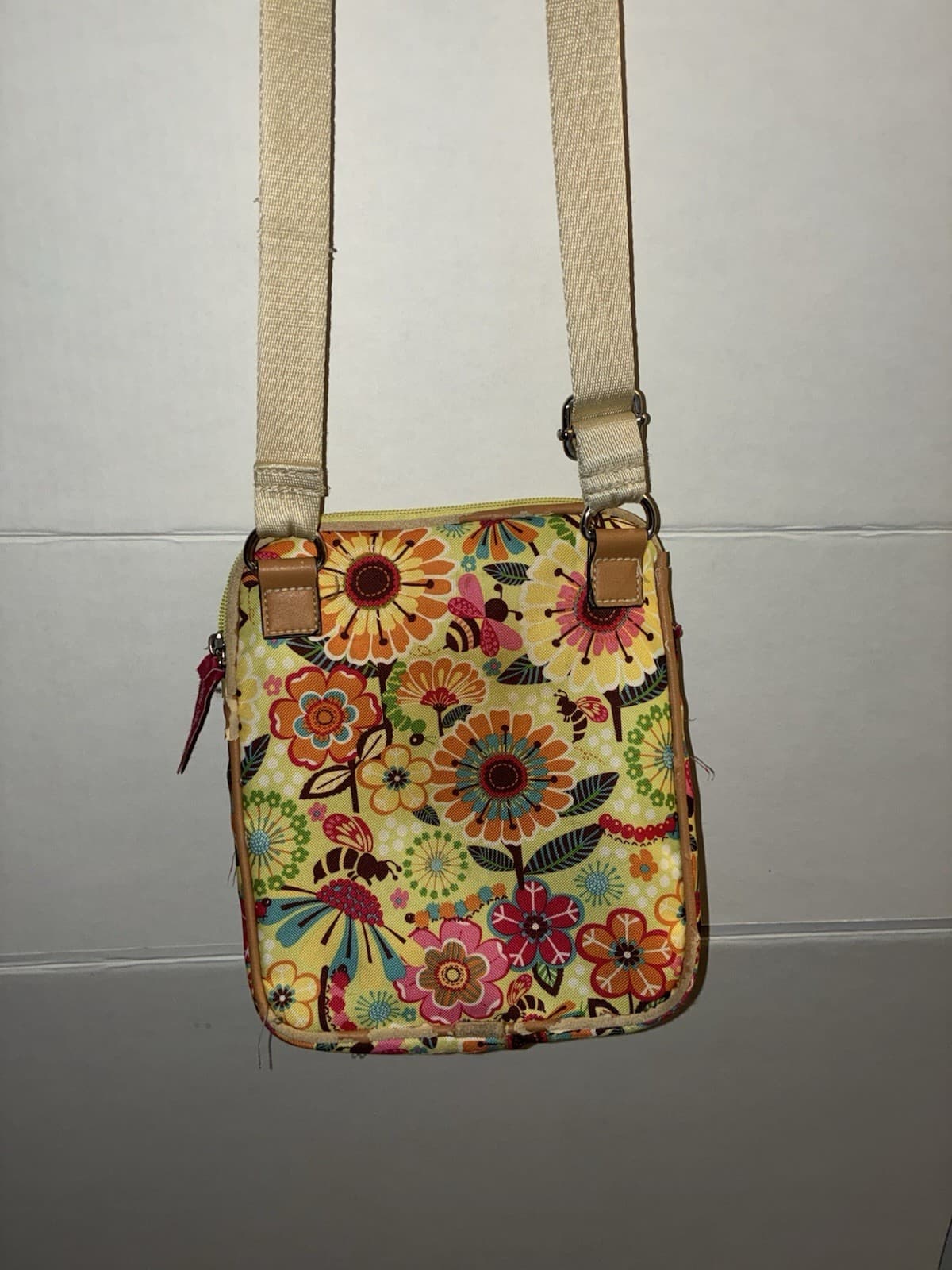 Lily Bloom Floral Multicolor Crossbody Bag Multi-Zip Pockets Pink Lining - Thumbnail 3
