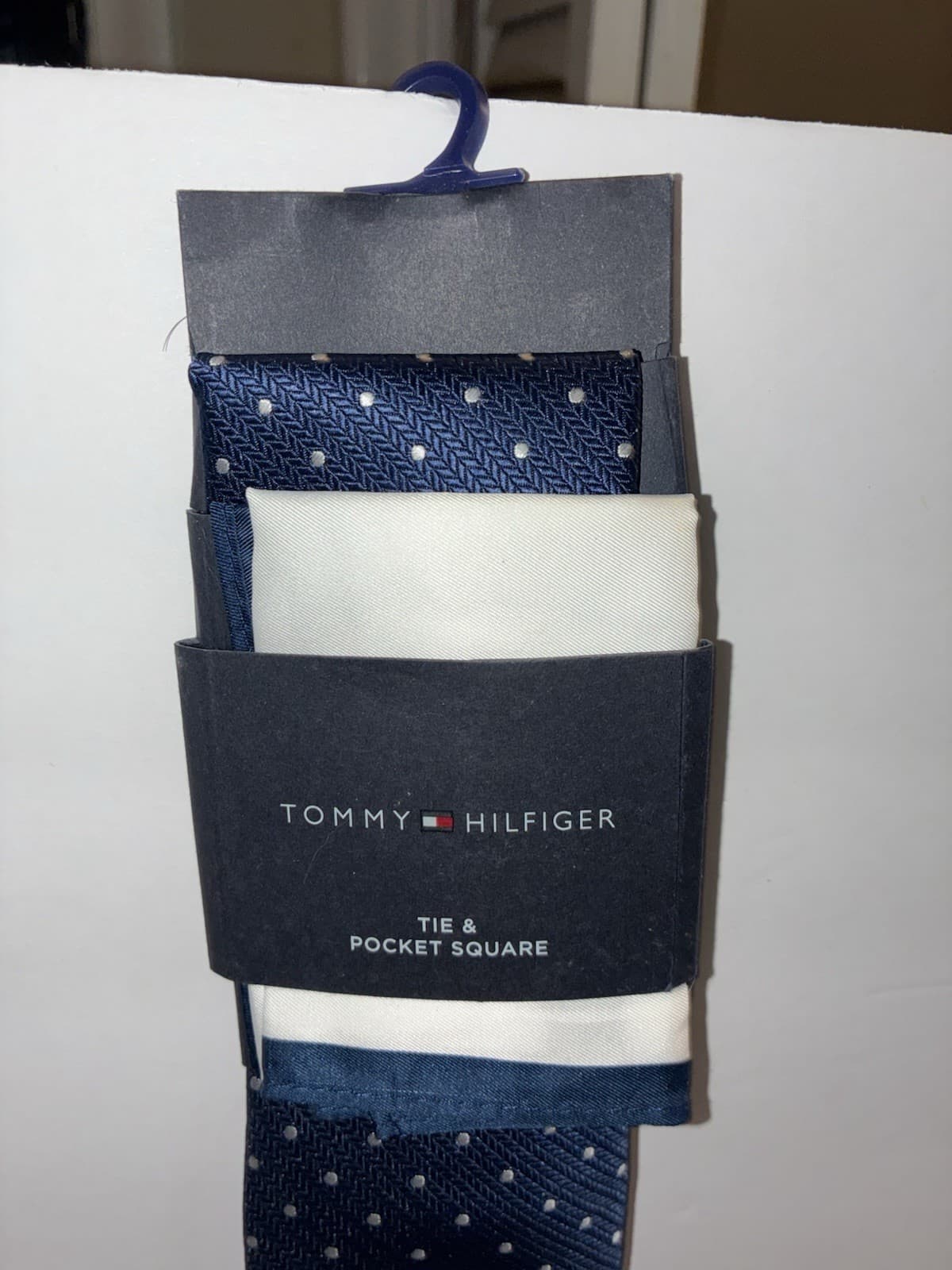Tommy Hilfiger Men's 2-Piece Tie & Pocket Square Set Blue Polka Dot Woven - Thumbnail 2