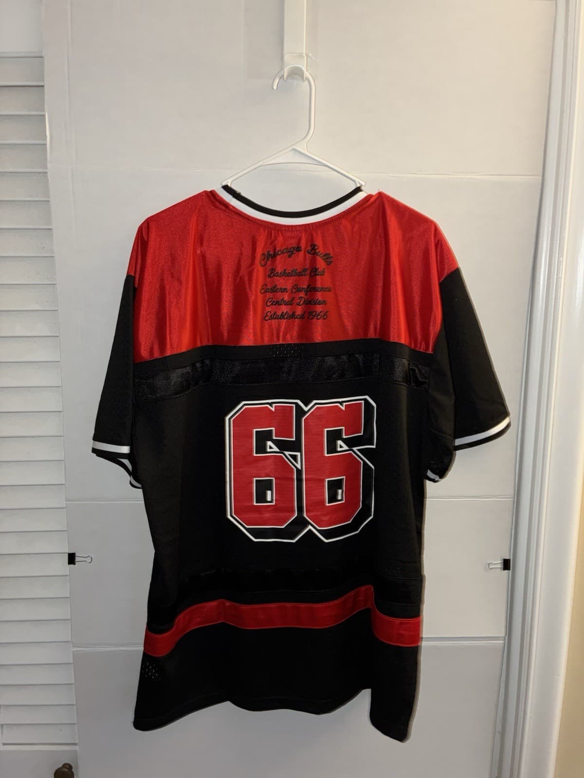 Ultra Game Chicago Bulls Black/Red/White Basketball Shirt, Size L, Official NBA - Thumbnail 7