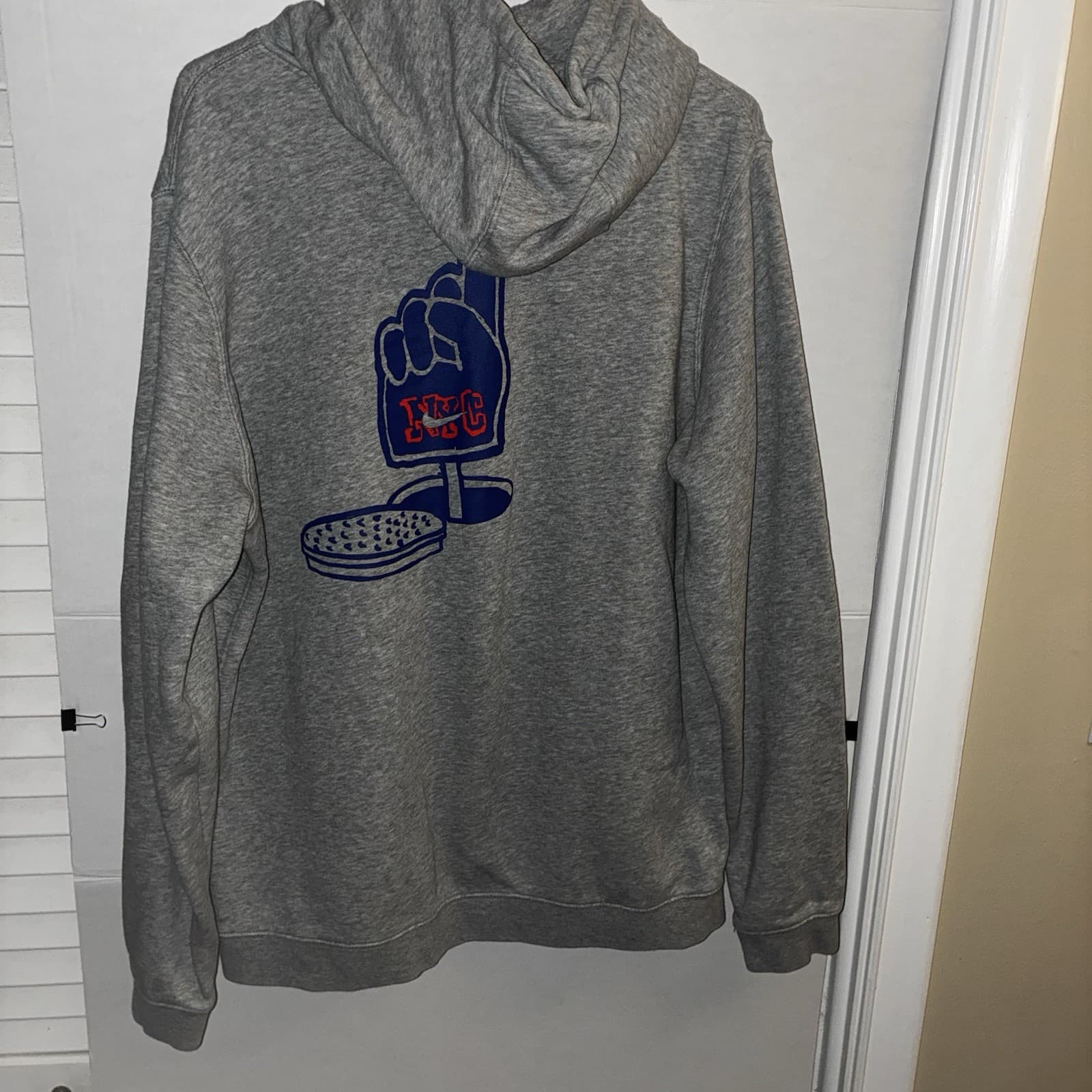 Nike Men's XL Gray NYC Graphic Logo Fleece Pullover Hoodie w/ Pockets - Thumbnail 4