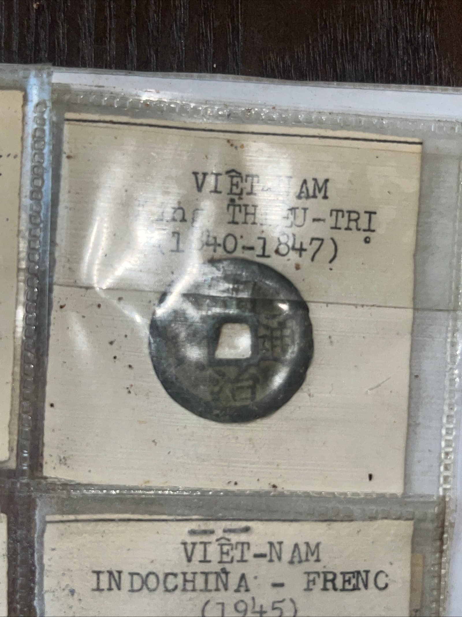 Vietnam King Thieu Tri Coin 1840-1847 - Thumbnail 2