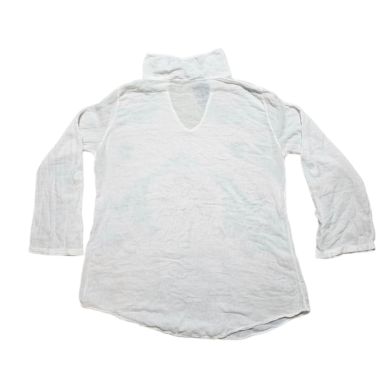 Woman's White Gauze Key Hole Vneck Long Tunic No Tags - Thumbnail 4