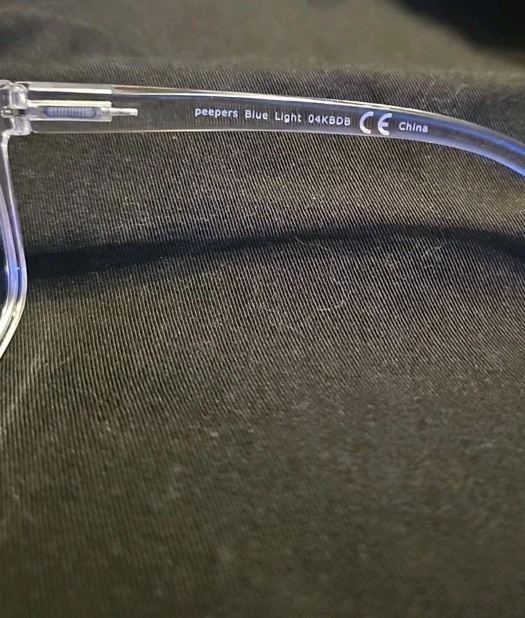 Peepers To The Max Clear Blue Light Filtering Reading Glasses +2.50 - Thumbnail 5