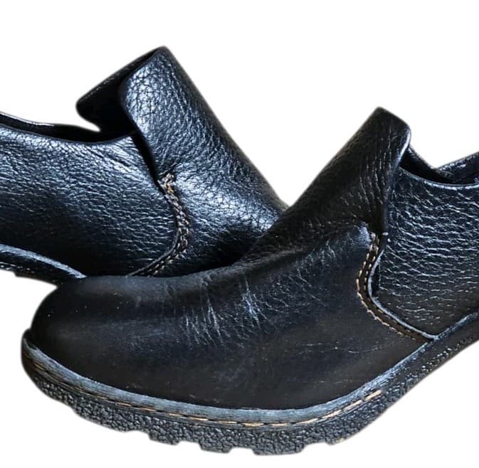 BOC Born BC3447 Womens Black Leather Slip on Booties Shoes U.S. Size 8.5 - Thumbnail 12