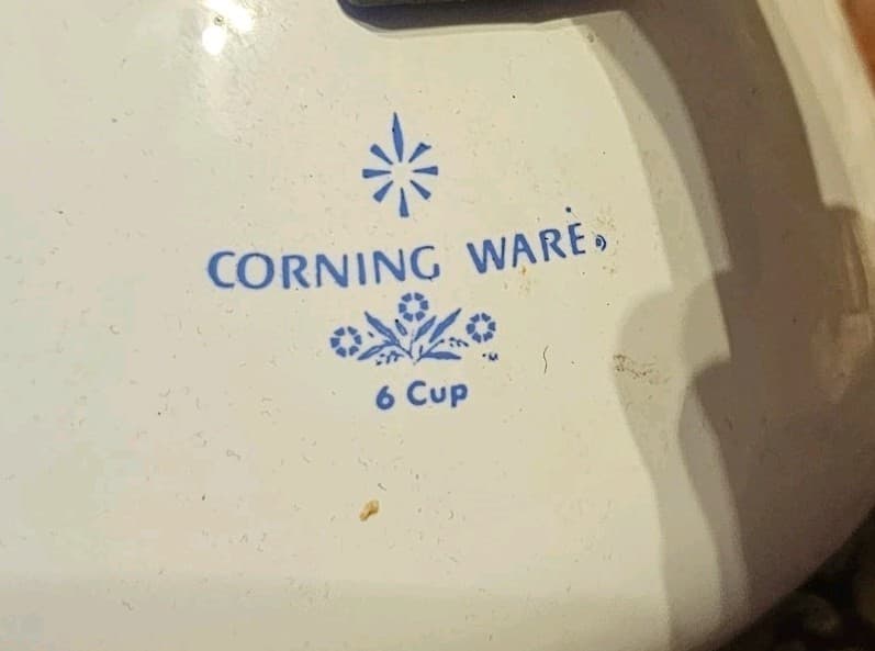Vintage Corning Ware Blue Cornflower 6 Cup Coffee/Tea Pot - Thumbnail 8