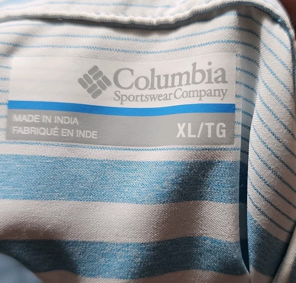 Columbia PFG Women's Blue And White Button Up Shirt And Columbia Fishing Hat - Thumbnail 13