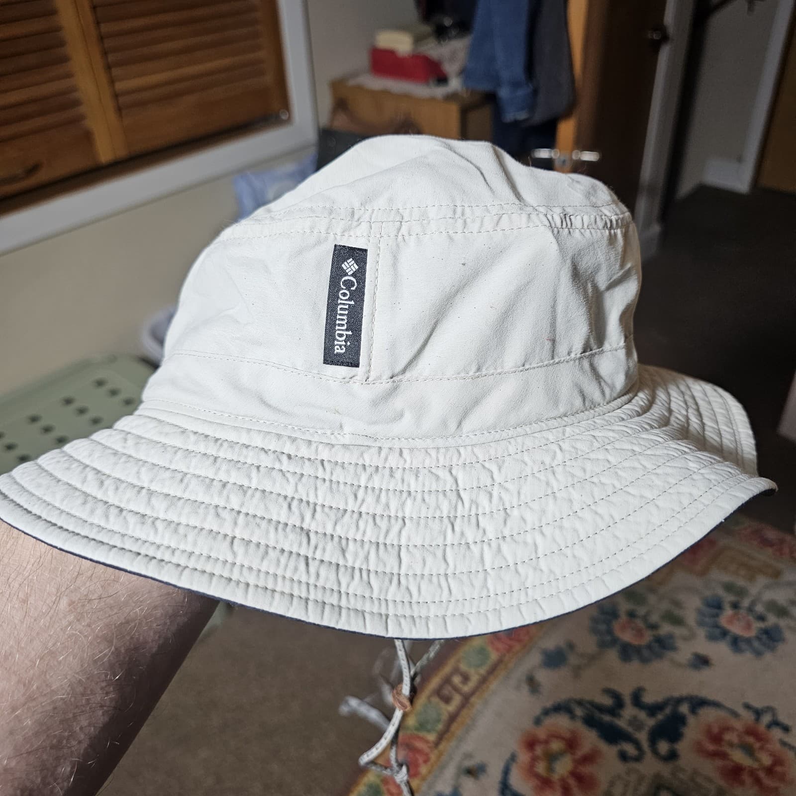 Columbia PFG Women's Blue And White Button Up Shirt And Columbia Fishing Hat - Thumbnail 19