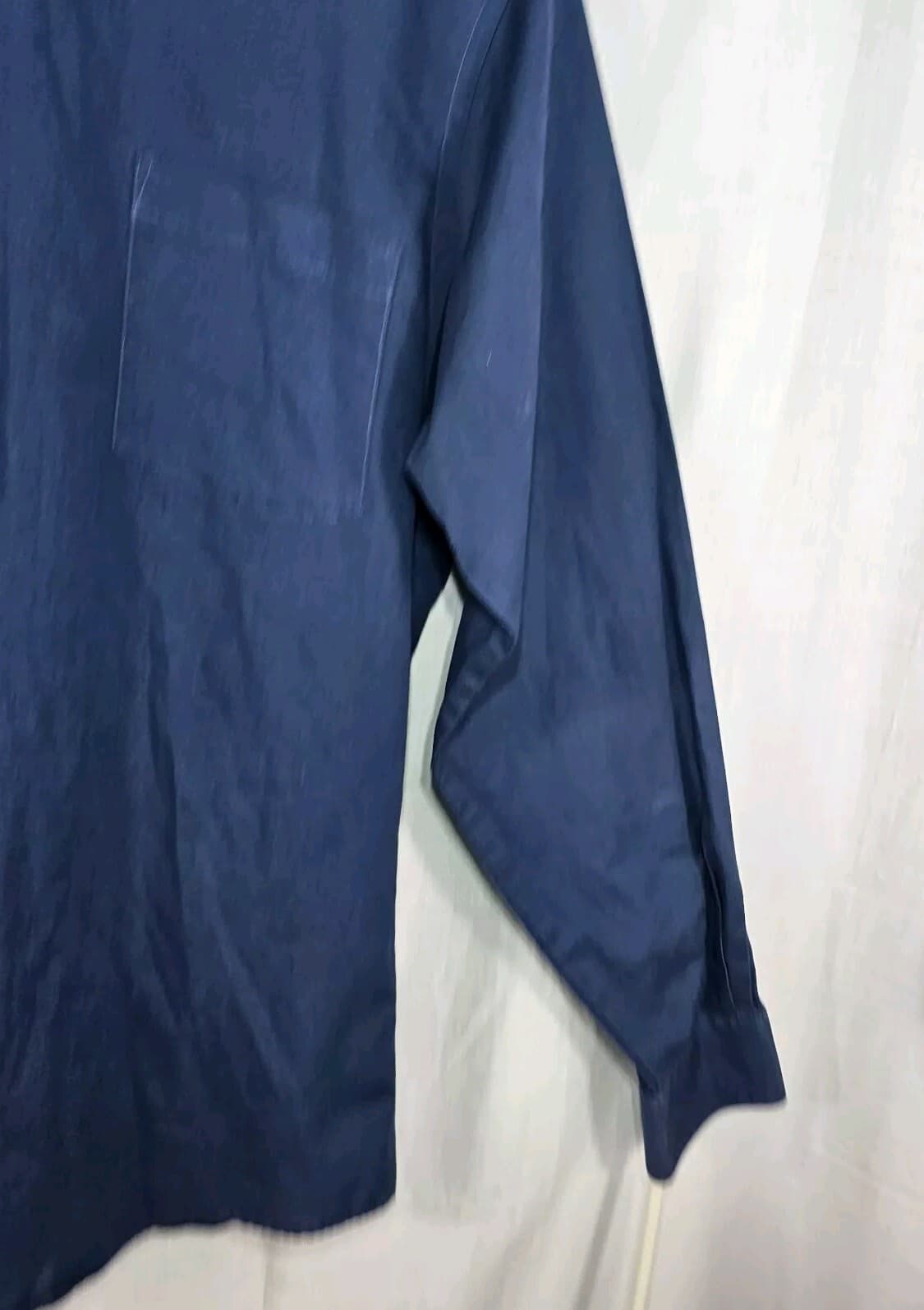 Van Hueson Poplin Men's Blue Fitted Button Down Shirt 15.5x34/35 - Thumbnail 2