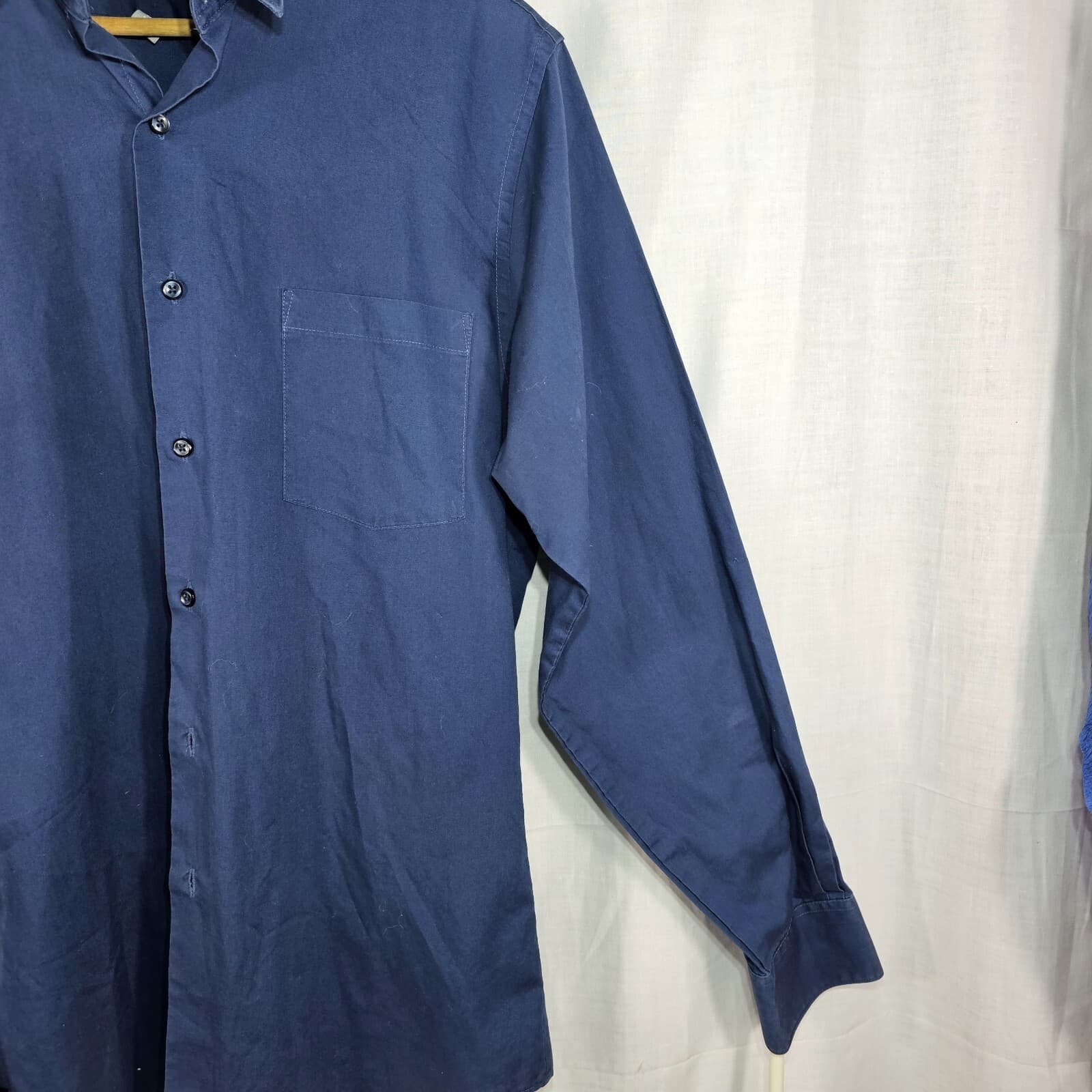 Van Hueson Poplin Men's Blue Fitted Button Down Shirt 15.5x34/35 - Thumbnail 3
