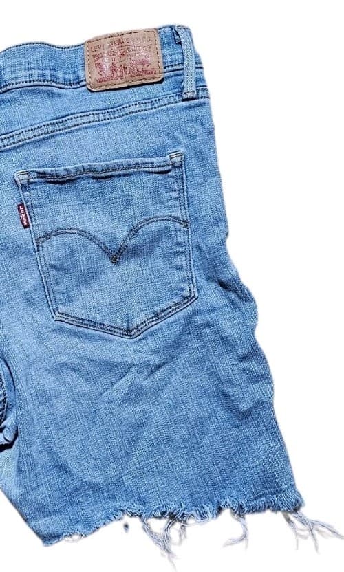 Levis 315 Shaping Bootcut Cutoff Jeans Shorts Womans Size 30 - Thumbnail 4