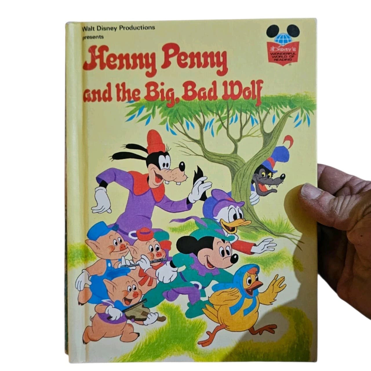 Vintage Walt Disney 1978 Hardcover - Henny Penny and the Big, Bad Wolf