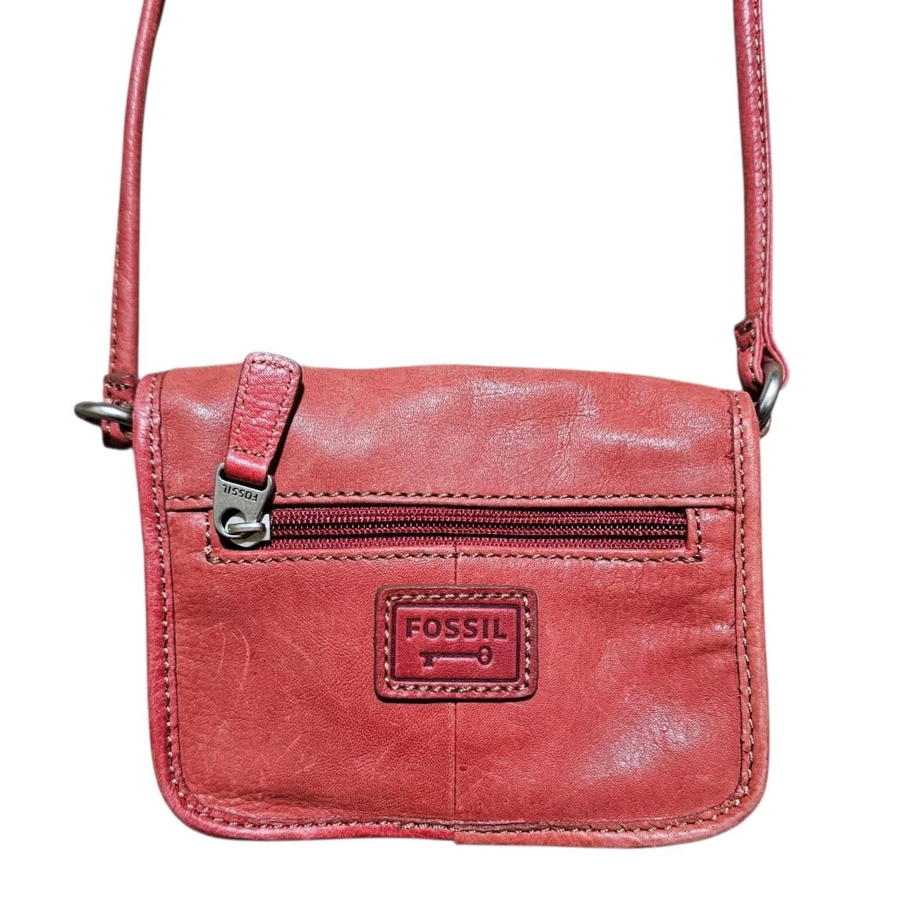 Fossil Pink Peach Genuine Leather Shoulder Bag Small Purse Pre-owned 6 1/2 X 5”