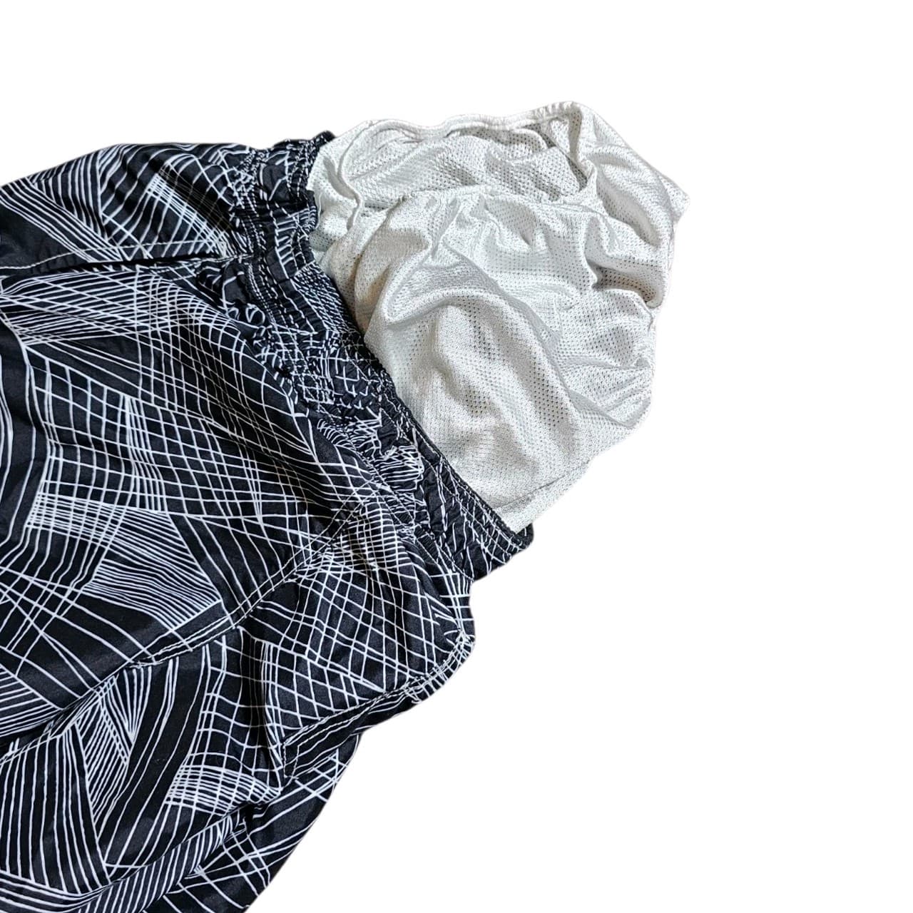 Nautica Boys Swim Trunks Size Xl 18-20 Black White Linear Print Mesh Lined - Thumbnail 9