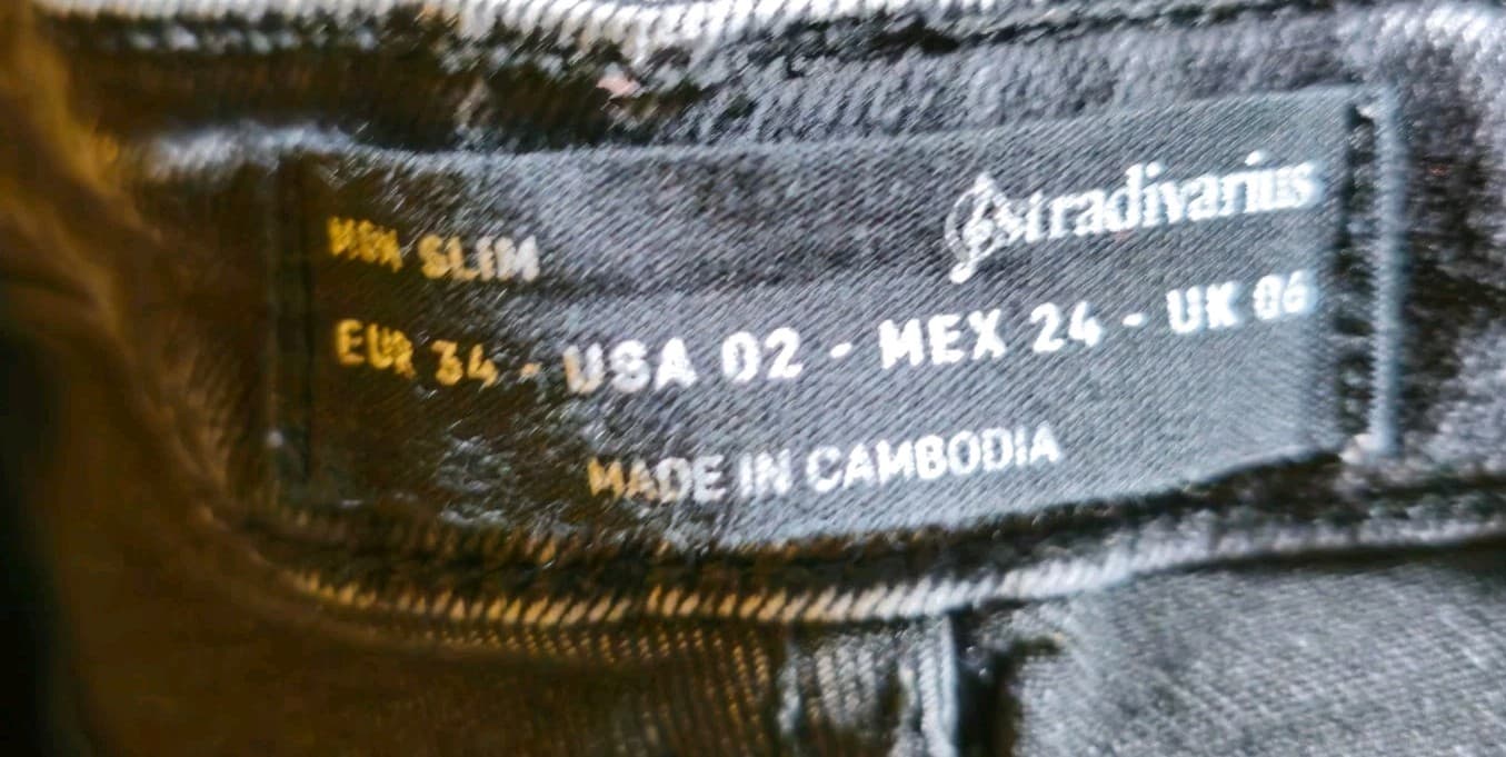 Stradivarius Mom Slim Skinny Jeans Womens Size2 Black Denim Mid Rise 5 Pockets - Thumbnail 12