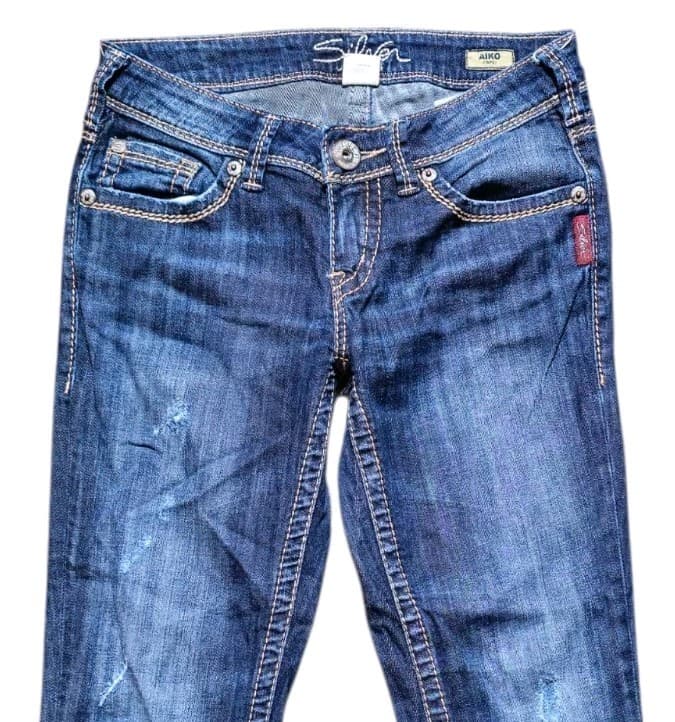 Silver Aiko Stretch Capri Jean Women’s Size 29 X 23 Back Pocket Stitching VGC - Thumbnail 3