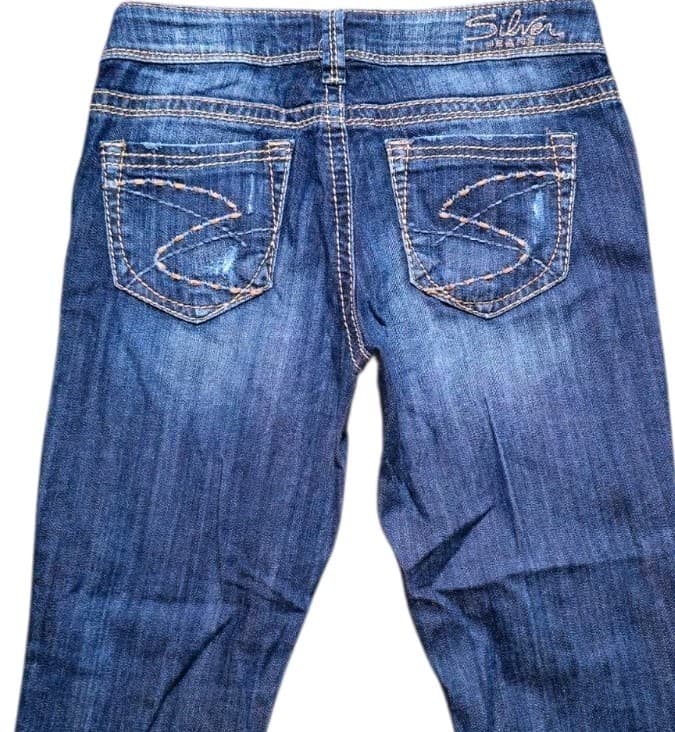 Silver Aiko Stretch Capri Jean Women’s Size 29 X 23 Back Pocket Stitching VGC - Thumbnail 6