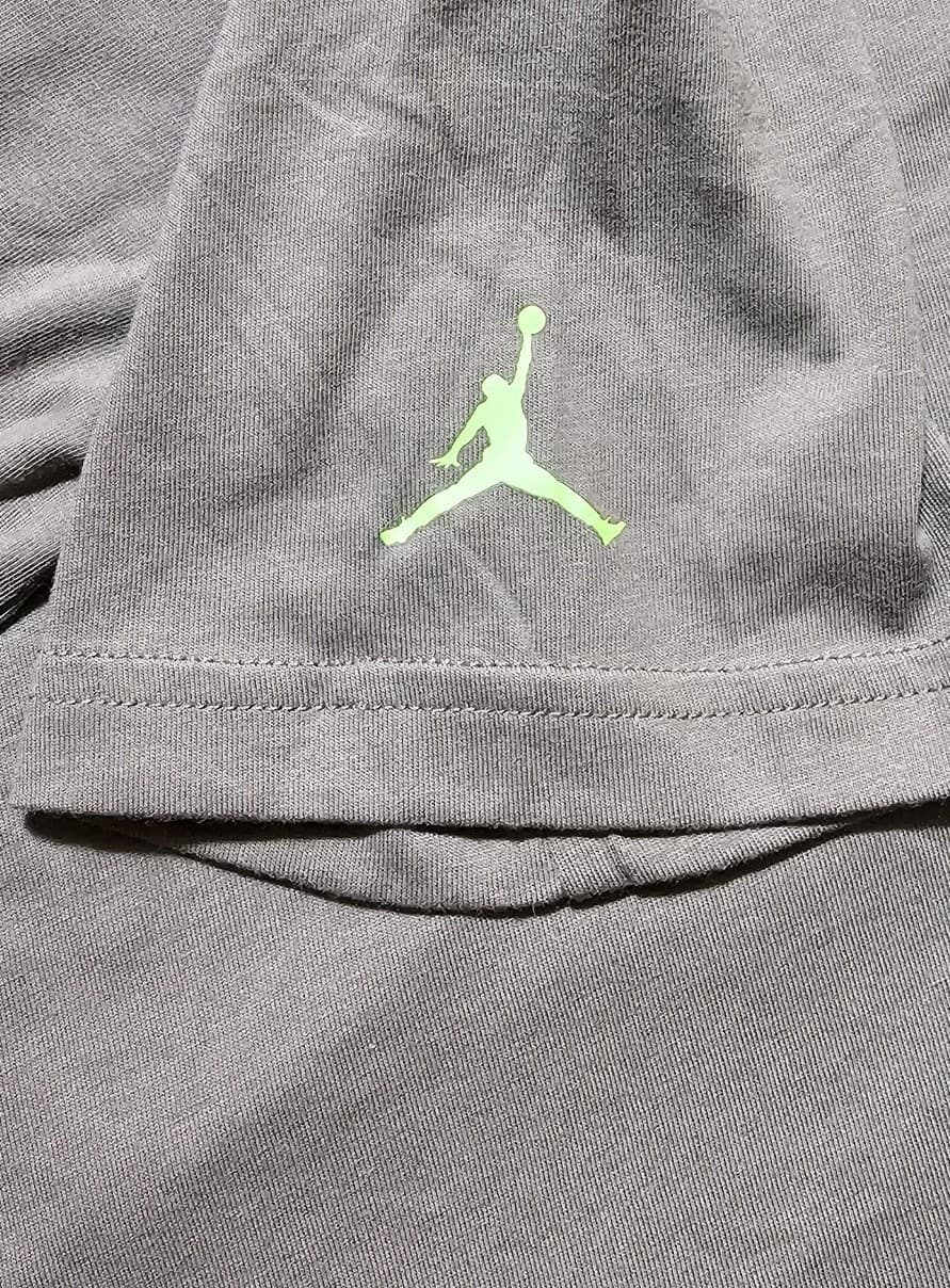 Air Jordan Nike Jumpman Gray Shirt Tee Boys L (12-13) Graphic Logo - Thumbnail 6