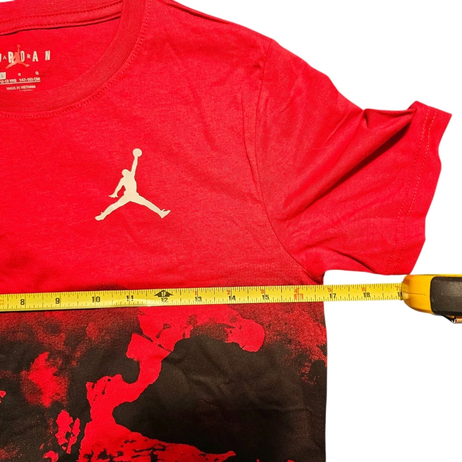 Air Jordan Boys T-shirt Large 12-13 Years Old 147-163cm - Thumbnail 6
