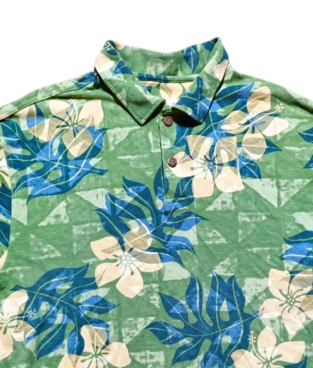 Crazy Shirts Sharka Hawaiian Polo Shirt Men's Size Large Hibiscus Floral - Thumbnail 2