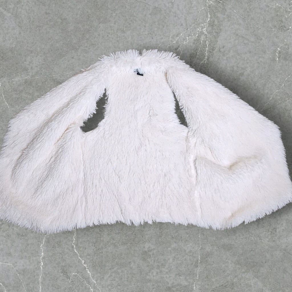 Steve Madden White Faux Fur Shaggy Vest Women's Sz M/L " - Thumbnail 5