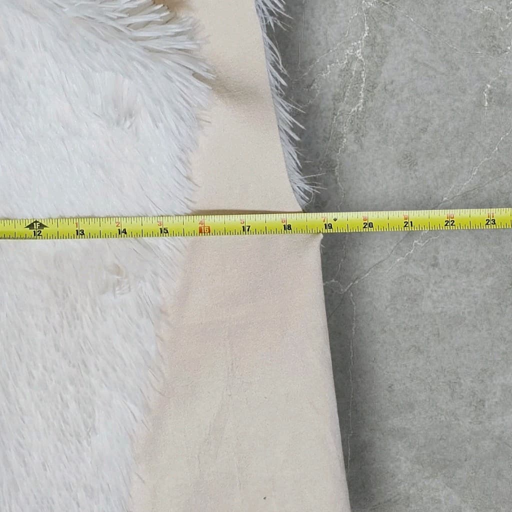 Steve Madden White Faux Fur Shaggy Vest Women's Sz M/L " - Thumbnail 10