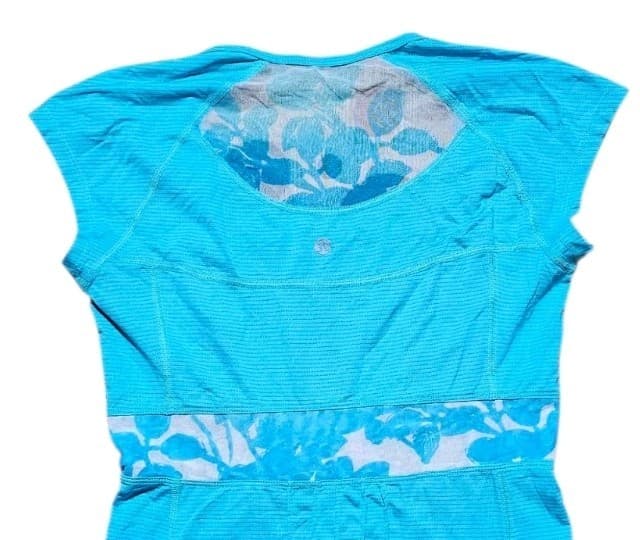 LuluLemon Mesh Panel Top Sweat Band Tee Women's Size 6 - Thumbnail 8
